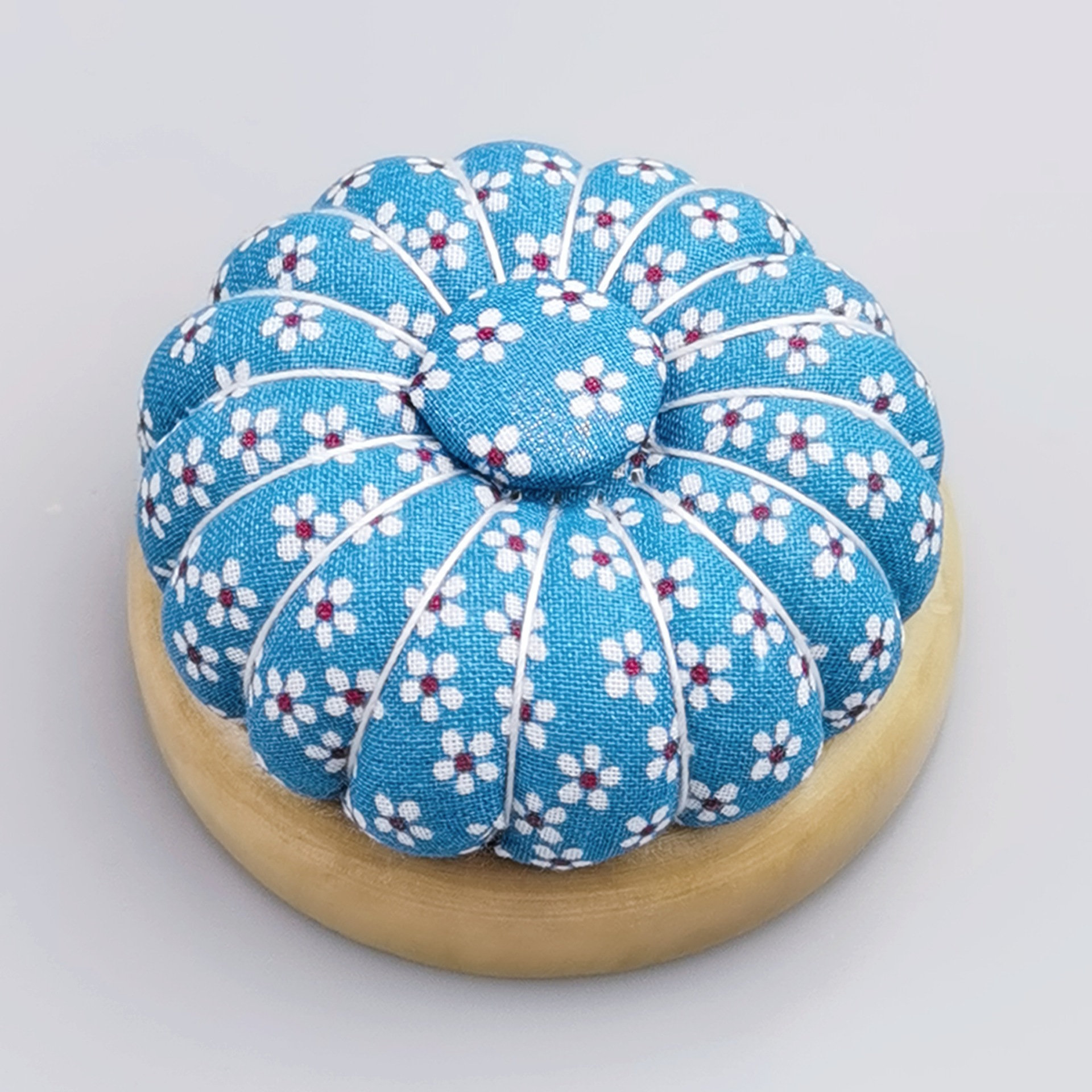 1Pc Pumpkin Magnetic Needle Pi - Sewing Pin Cushion 评论和价格