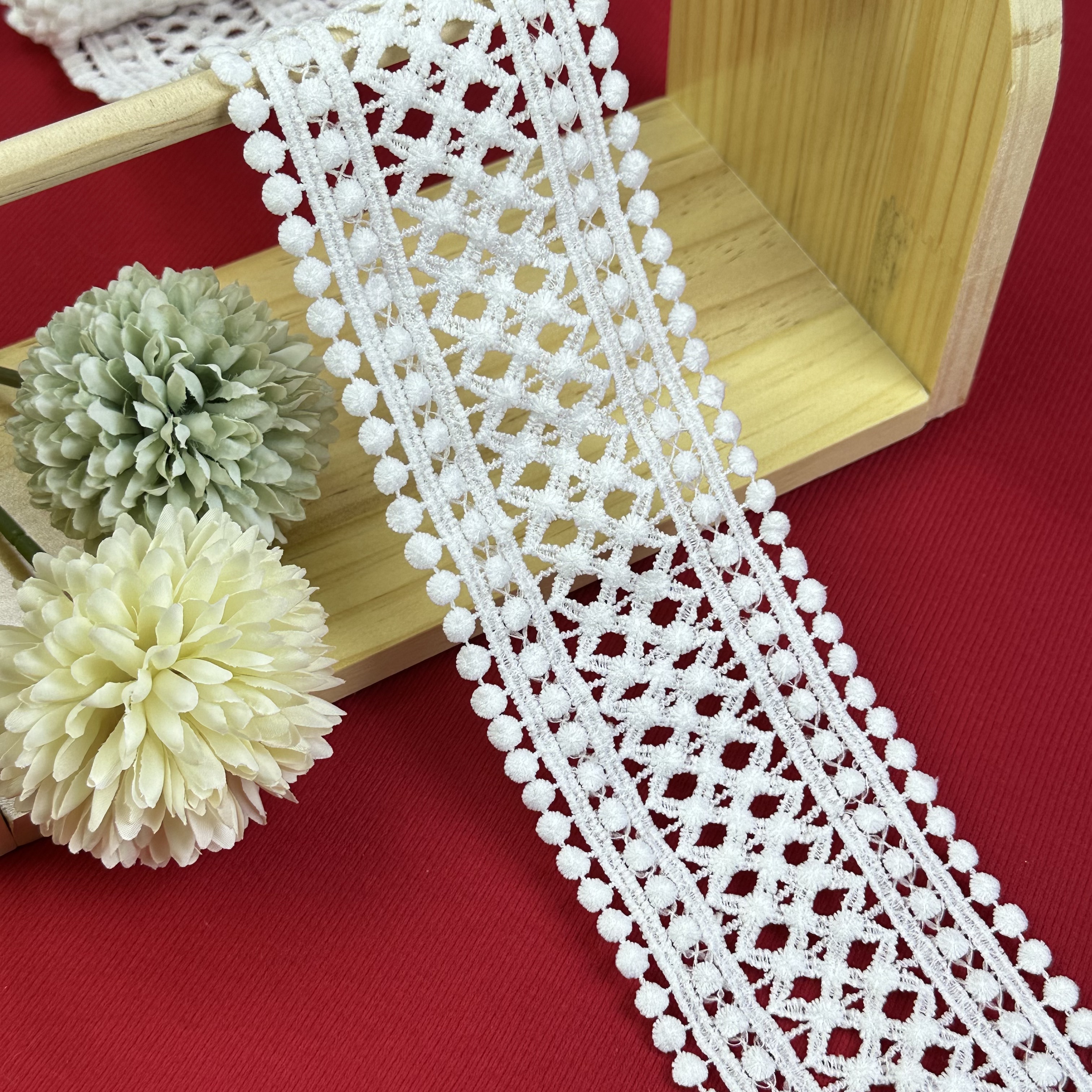 Geometric Hollow Dot Embroider - Sewing Garments 评论和价格