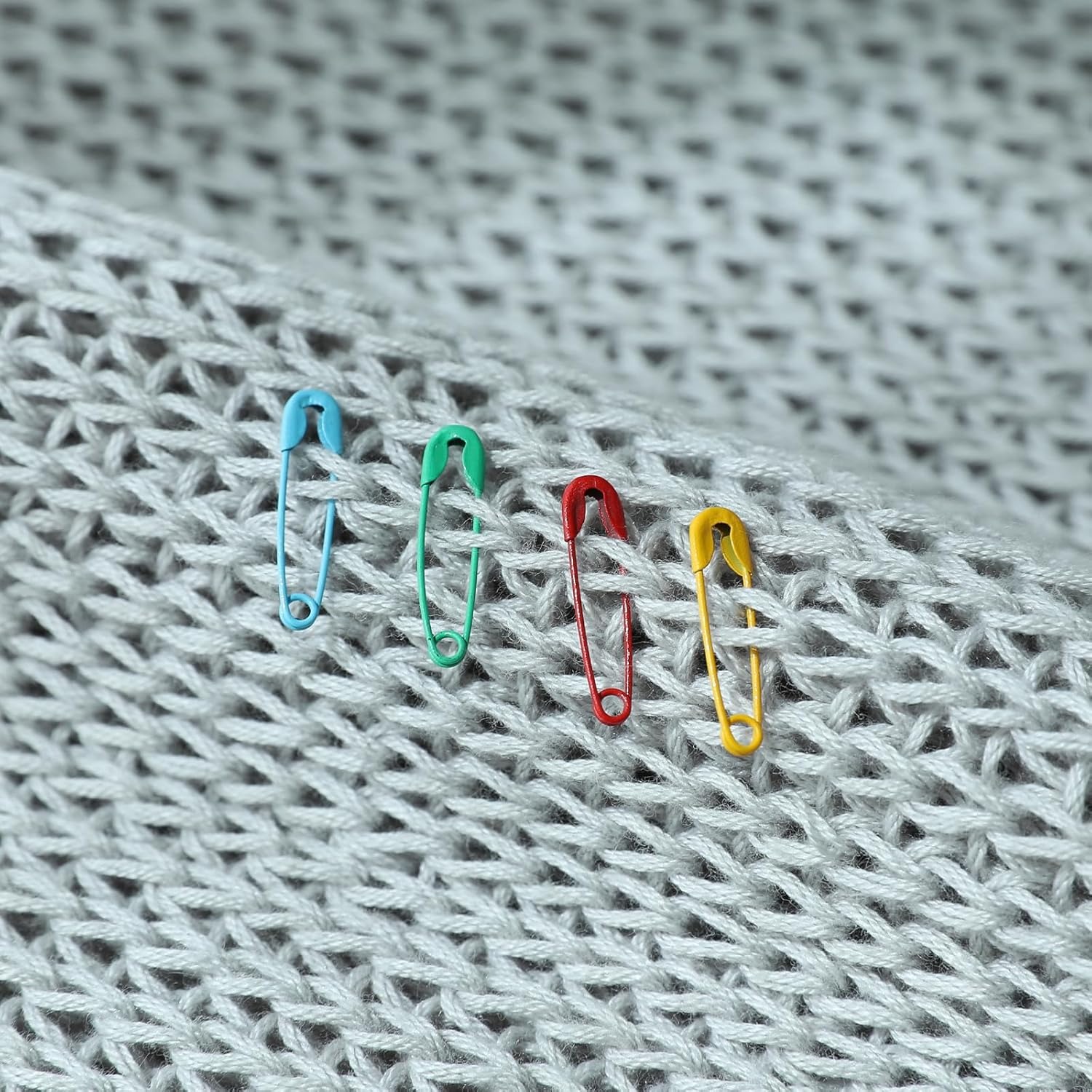 Colored Safety Pins,0.75 Inch  - Sewing Garments 评论和价格