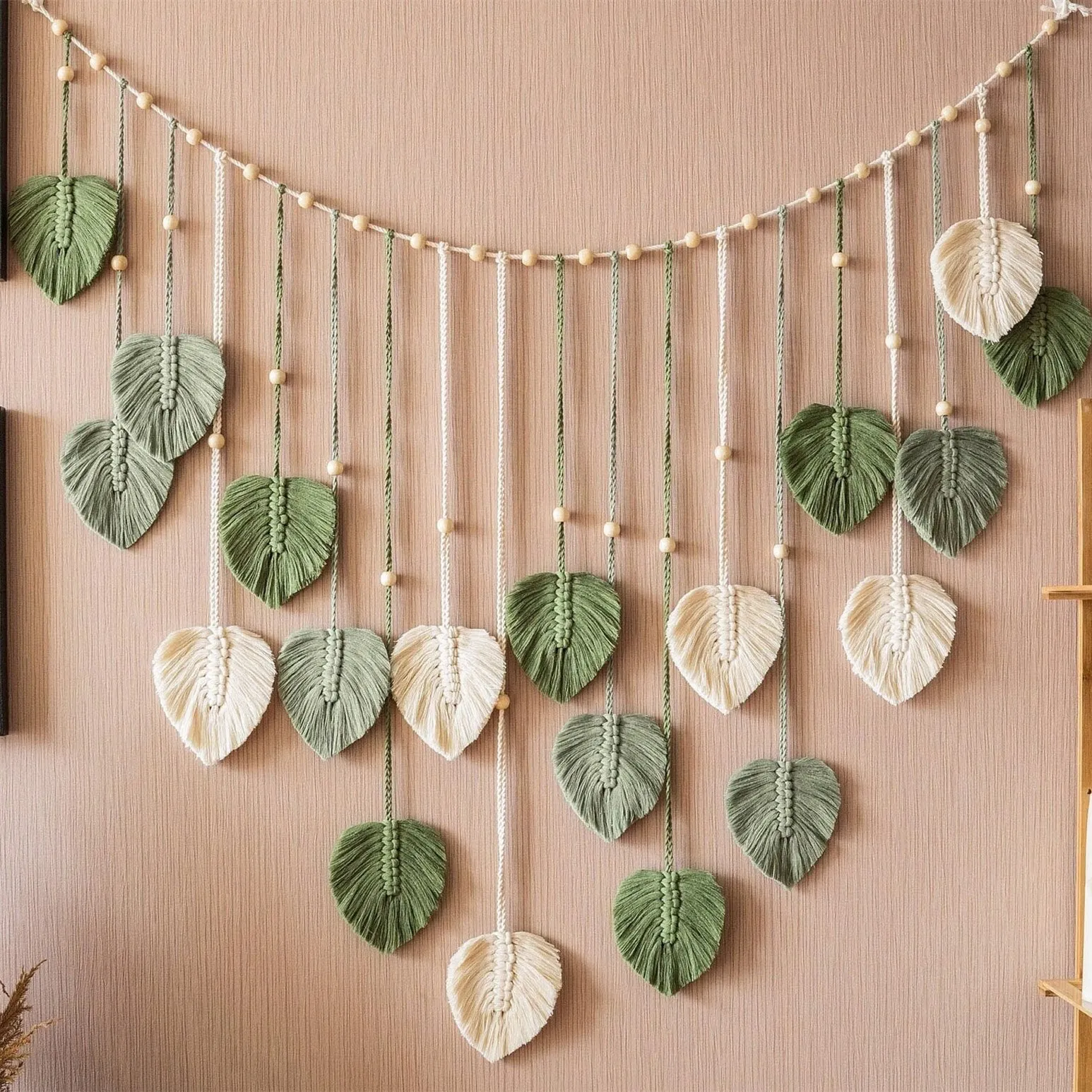 1 Pc Green Leaves Garland, Mac - Century Textile & Sewing Supply By Owner 评论和价格